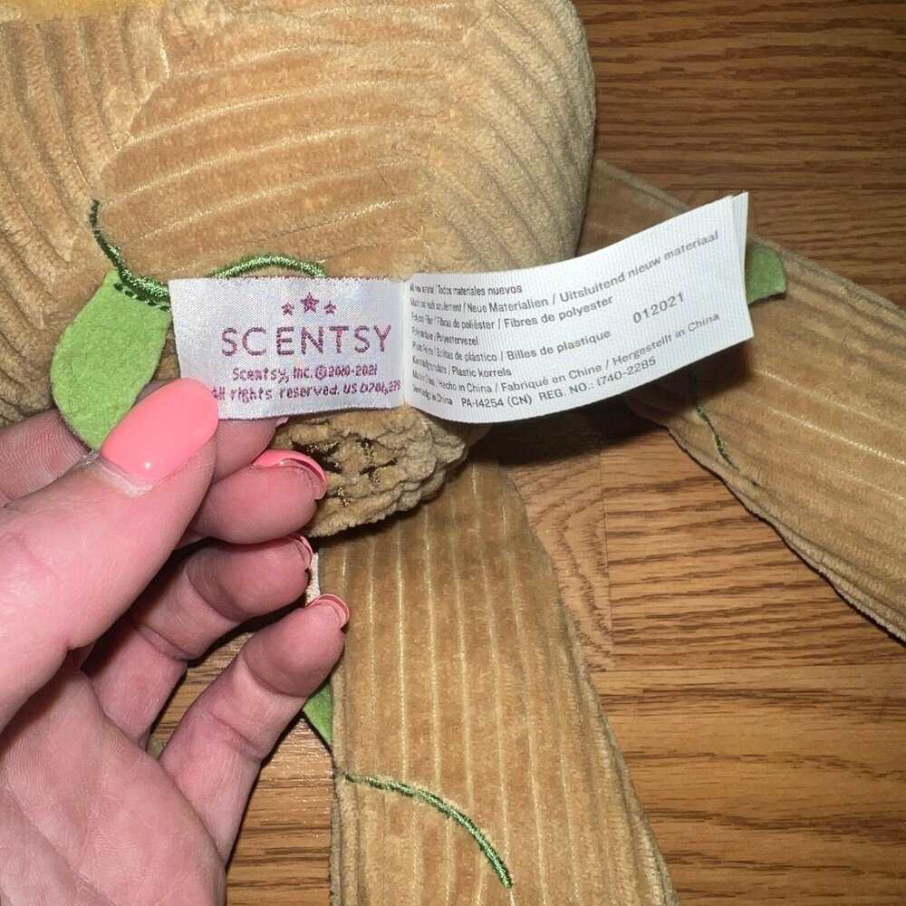 Scentsy‎ Marvel Groot - Picture 5 of 5